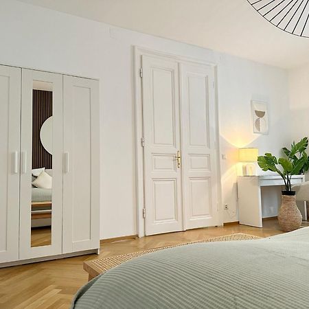 Designer Apartment Near Main Station Wien Eksteriør bilde